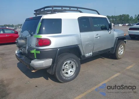 2007 Toyota Fj Cruiser из США, поврежденный, VIN JTEBU11F970015740